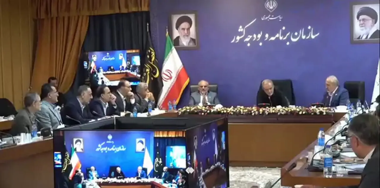 پزشکیان دستور ویژه بازنشستگان و فرهنگیان بازنشسته را صادر کرد
